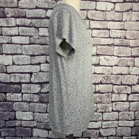 RVCA Gray Cage Style Top Size L - Picture 8 of 9
